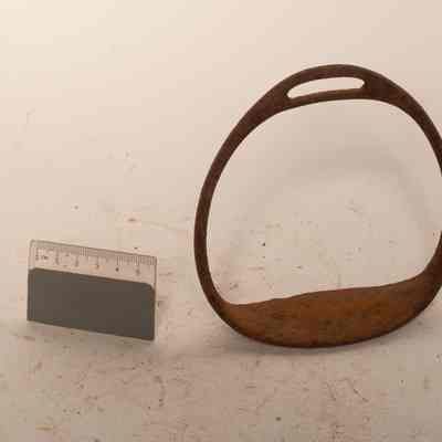 Stirrup