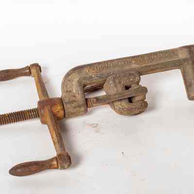 Tank Maker's clamp