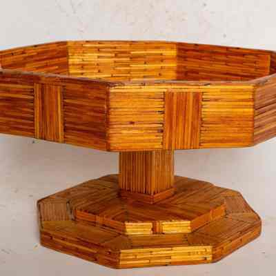 Bowl with a base