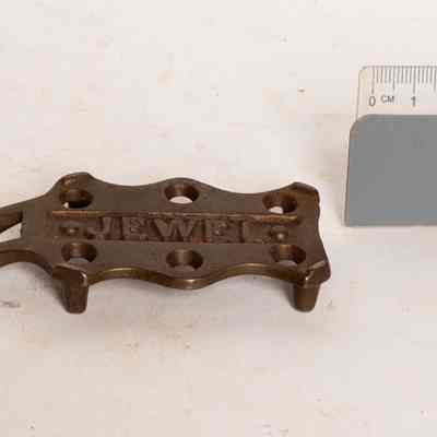 Trivet