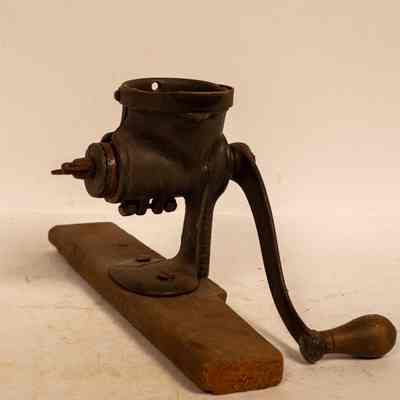Herb grinder