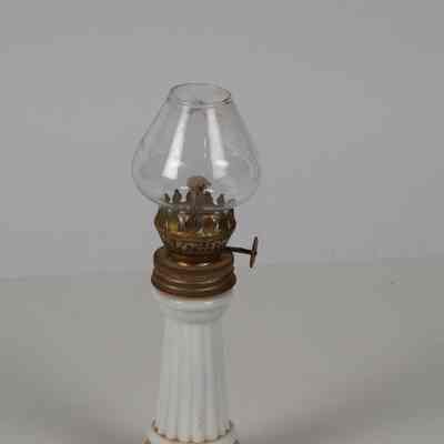 Oil lamp