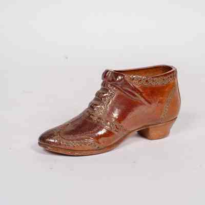 Ceramic shoe