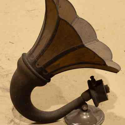 Early Speaker