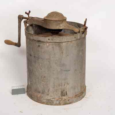Ice Cream Maker