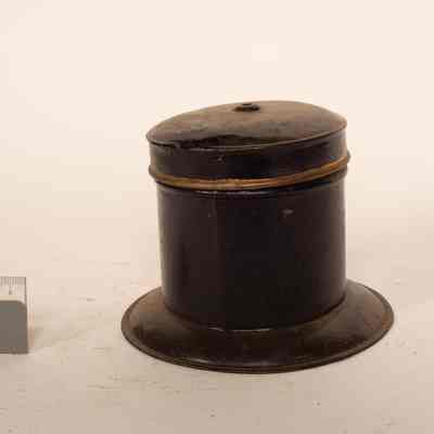 Cast Iron String Dispenser
