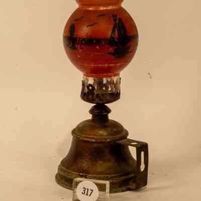 Small Japanese oil lamp brass Font, glass decorated chimney