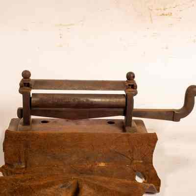Leather Thinner