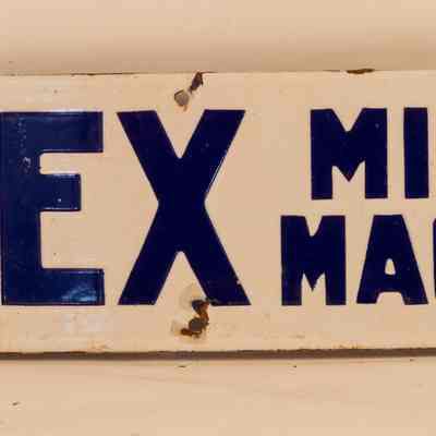 Enamel sign