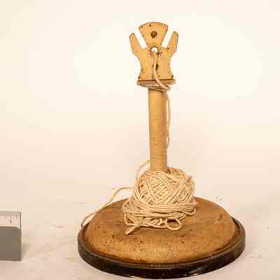 Cast Iron String Dispenser