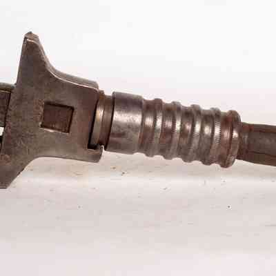 Shifting wrench