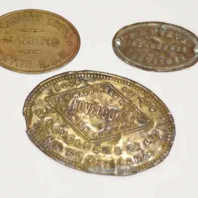 Three tank makers plates