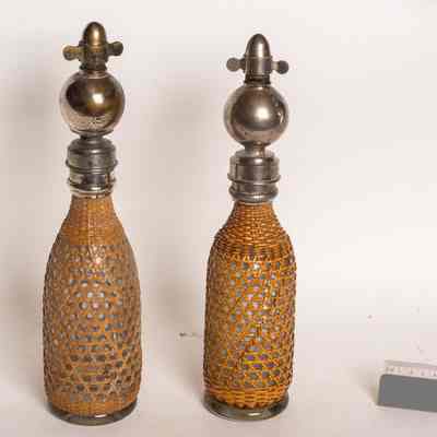 Soda siphons