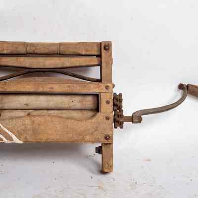 Hand Operated Ringers