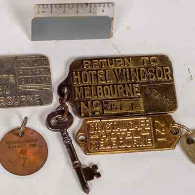 Hotel key returns