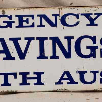 Tin sign