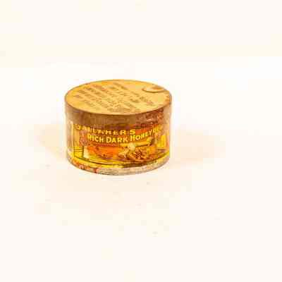 Tobacco tin