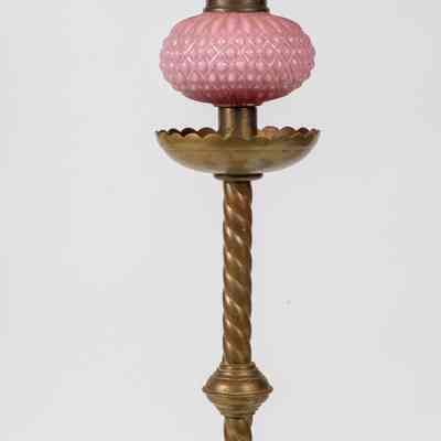 Peg lamp