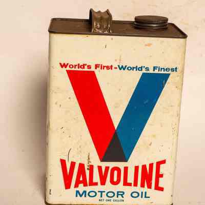 1 Gallon Tin