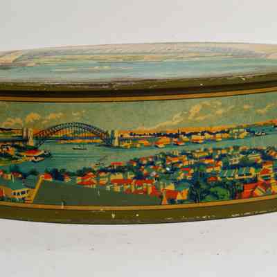 Oval Shaped Biscuit TIn