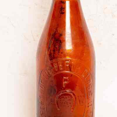 Glass bottle