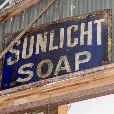 Enamel sign