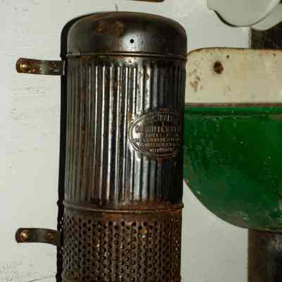 Disinfectant dispenser