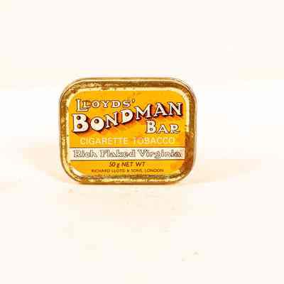 Tobacco tin