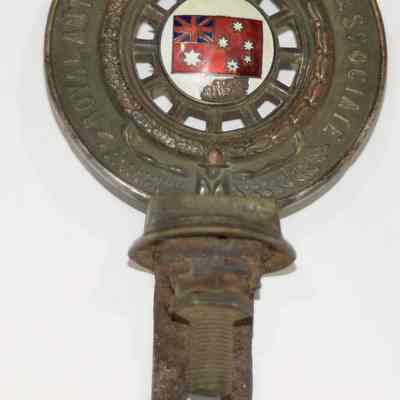 RACV car insignia