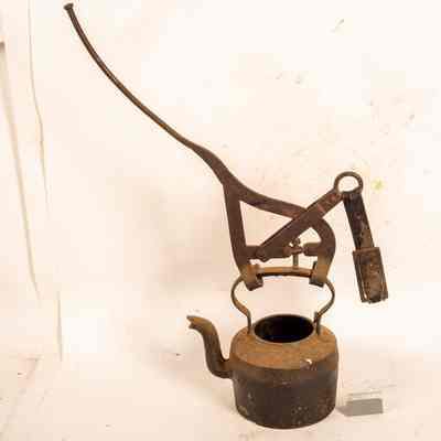 Cast Iron Kettle eazyback