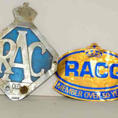 RACQ car insignia