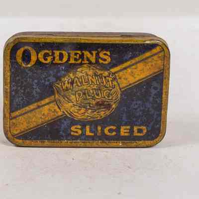 Tobacco tin