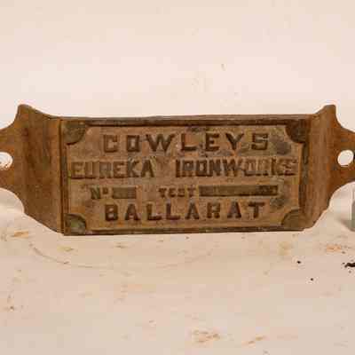 Plaque