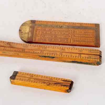 Calibrator and fold out rulers