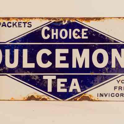 Enamel sign