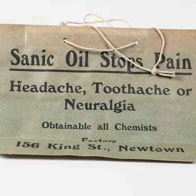 Paper advertising bag - "Sanic Oil"