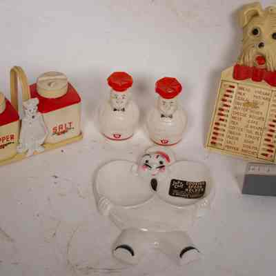Salt and Pepper Shaker