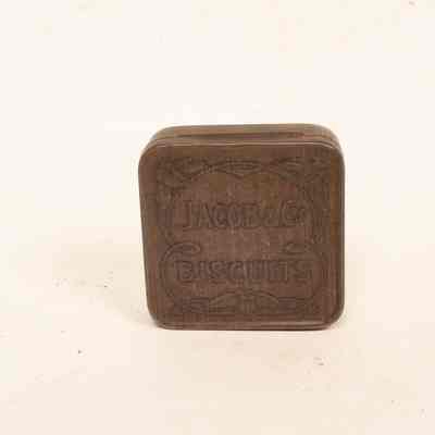 Biscuit tin sample