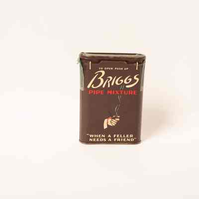Tobacco tin