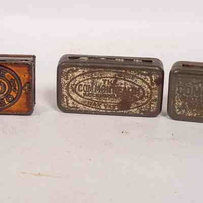 Vesta tins