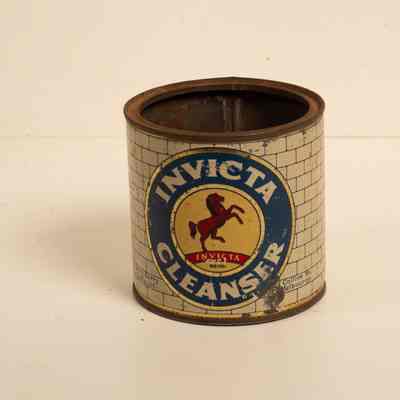 Tin of Invicta Cleaner