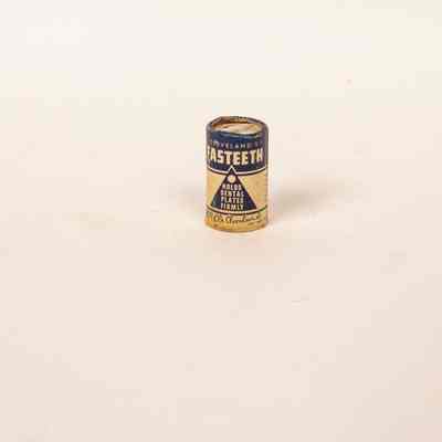 Dental glue