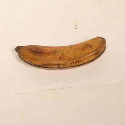 Chocolate tin