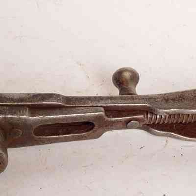 Shifting spanner
