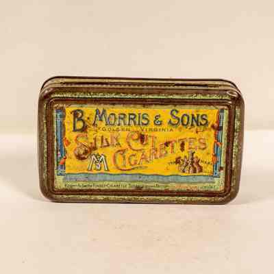 Tobacco tin