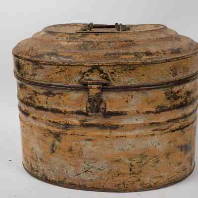 Tin hat box