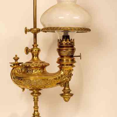 Oil lamp
