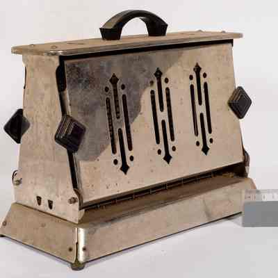 Metal Toaster