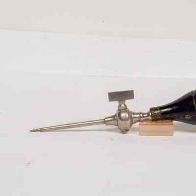 Champagne Tap