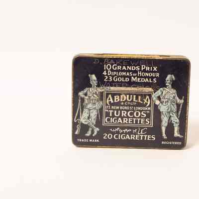 Tobacco tin